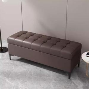 Elegante banco de almacenamiento para interiores con patas…