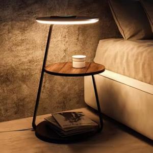 LARDECOR - Mesita de Noche con Estación de Carga y Luz LED…