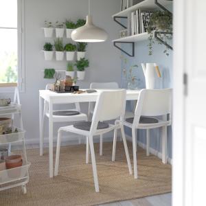 IKEA - Mesa con 4 sillas cojunto salón blancas