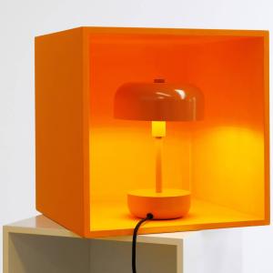 Dyberg LARSEN Lámpara de mesa Haipot, IP20, naranja