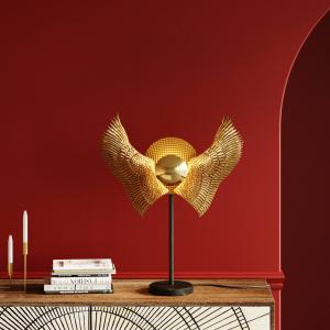 KARE Bird Wings lámpara de mesa, revestido latón