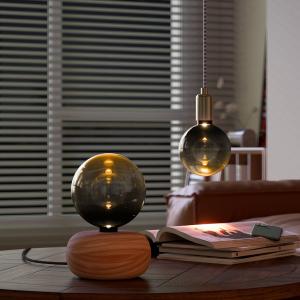 Calex Round Wood lámpara de mesa de madera