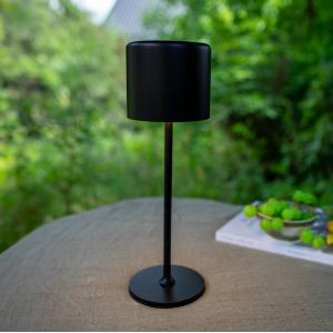 Markslöjd Lámpara mesa de batería Filo para exterior, negro…