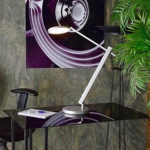 Deko-Light Lámpara de mesa LED Adhara 3 step dim, plata