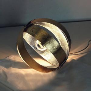 Knikerboker Ecliptika- lámpara de mesa LED moderna