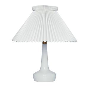 LE KLINT 311 lámpara mesa, blanco/latón, alto 48cm