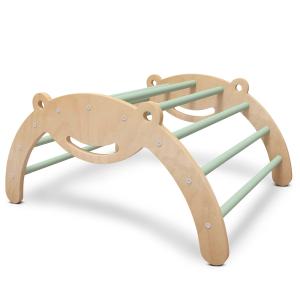 Arco de escalada para niños de madera natural con diseño de…