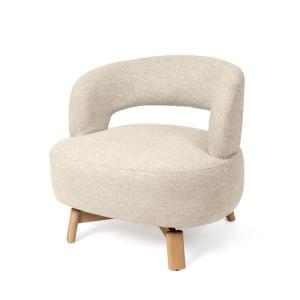 Butaca giratoria tapizada beige con patas de madera de haya