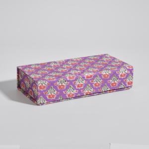 Caja para lápices plegable con estampado multicolor