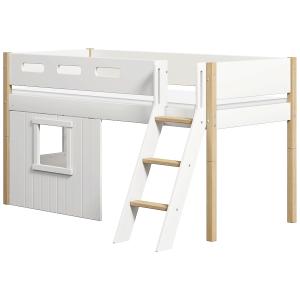 Cama con escalera y frentes blancos imitando madera blanca…