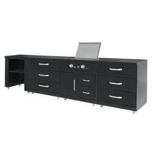 Cocina exterior de 4 piezas con estufa de gas negra.