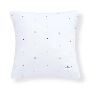 Cojín infantil cuadrado (35x35 cm) blanco con estrellas