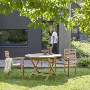 Conjunto de jardín de teca maciza con 2 sillones