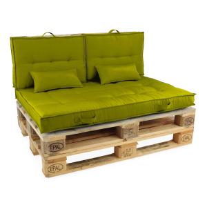 Conjunto de muebles de jardín con palets y cojines color ve…