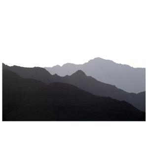 Cuadro - Montañas En La Niebla cm. 60x90