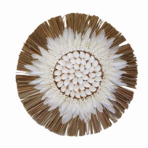 Decoración de rafia, plumas y conchas D 40 cm