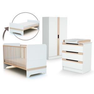 Dormitorio de bebé con cama, cambiador y armario carrousel…