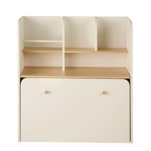 Escritorio infantil con estantería y banco baúl con ruedas