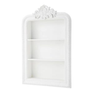 Estantería blanca con molduras