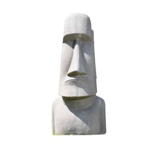 Estatua gigante del jardín moai de la isla de pascua 1m50