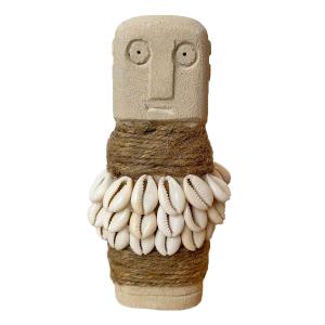 Figura decorativa de piedra con yute y conchas marinas 15x7…