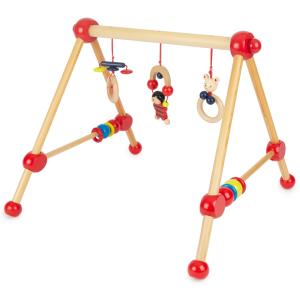 Gimnasio de actividades de madera con figuras y bolas