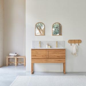 Mueble de baño de teca maciza y terrazo moon de alta calida…