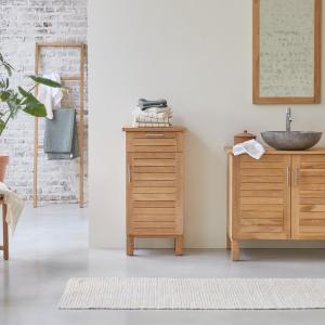 Mueble de teca maciza