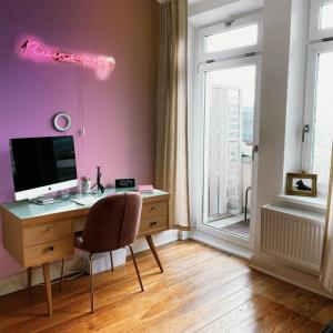 Papel pintado panorámico degradado rosa y amarillo, Colores