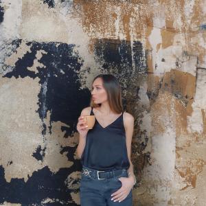 Papel pintado panorámico efecto material trashwall contrast…