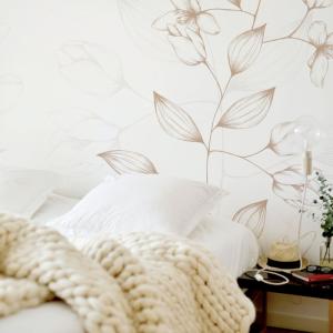 Papel pintado panorámico flores trepadoras beige 300x250cm