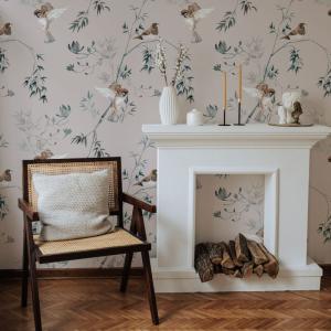 Papel pintado panorámico gorriones japoneses, Gris claro 30…