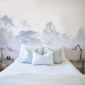 Papel pintado panorámico Paisaje de bosque brumoso, Azul 30…