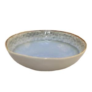 Plato hondo azul en porcelana 20x20x5cm