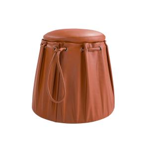 Puff elegante en piel naranja caldera