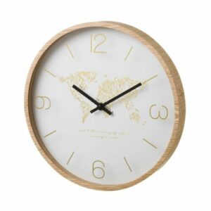 Reloj de pared de madera beige
