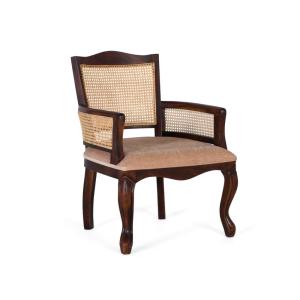 Sillón clásico de madera de acacia