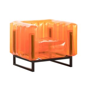 Sillón con asiento de TPU naranja Cristal y estructura de a…