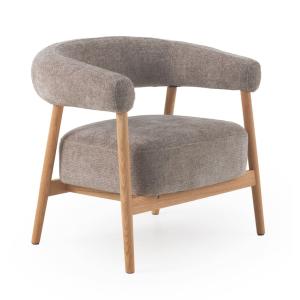 Sillón de madera de roble  tapizado en taupe