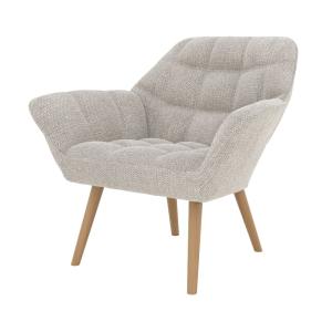 Sillón de tela gris claro con patas de madera