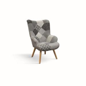 Sillón de tela patchwork gris y patas de madera