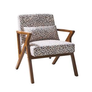 Sillón escandinavo de madera de hevea y estampado de leopar…