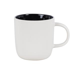 Taza de cerámica blanco y negro