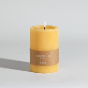 Vela LED amarilla 15 cm