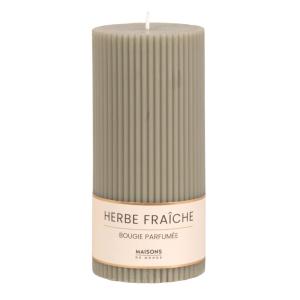 Vela perfumada estriada color verde Alt. 15 cm