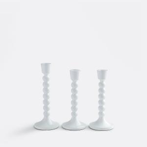 Lote de 3 candelabros, Riya