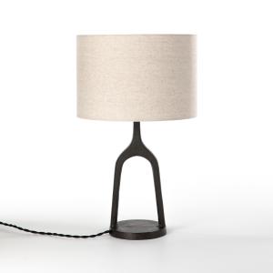 Lámpara de mesa de metal y lino Jakomé